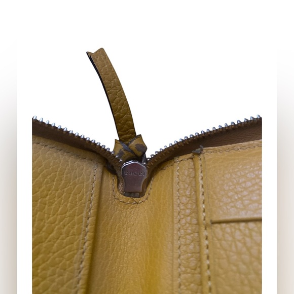Gucci Yellow classic leather wallet 6” very well loved - Picture 8 of 10
